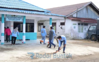 Dukung Gerakan ASRI, Kapolres Barsel Pimpin Pembersihan Dapur SPPG Kemala Presisi