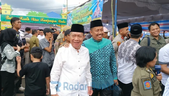 Hadiri Pembukaan Pasar Ramadan 1447 H, DPRD Barsel Dukung UMKM dan Imbau Kebersihan