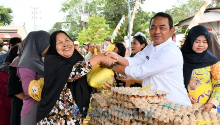 Wabup Barsel Resmikan Gerakan Pangan Murah Jelang Ramadan 1447 H