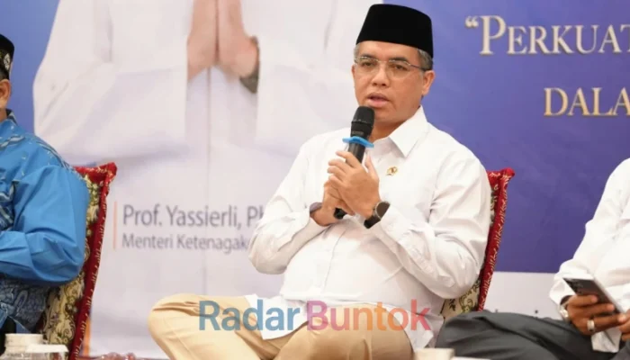 Menaker Tekankan Peningkatan Layanan Kemnaker agar Lebih Mudah Diakses