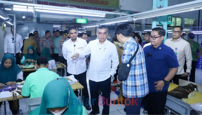 THR Tak Dibayar Penuh, Menaker Sidak Perusahaan di Semarang