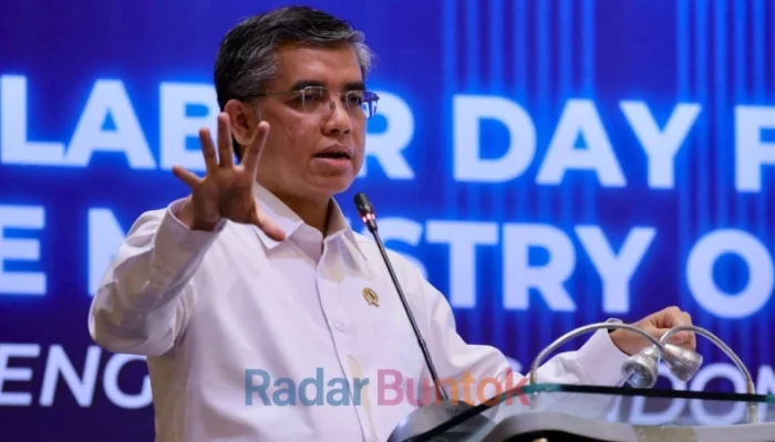 Menaker Tegaskan Kesempatan Kerja Tetap Terbuka di Tengah Tantangan Global