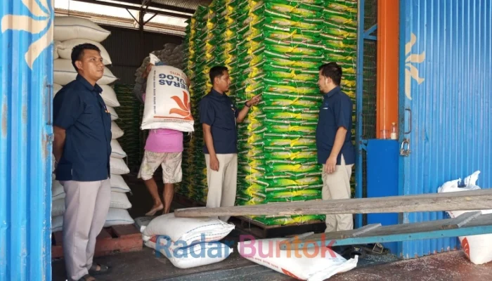 Stok Aman 700 Ton, Bulog Barsel Pastikan Harga Beras Tetap Stabil