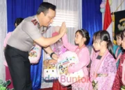 31 Peserta Didik TK Kemala Bhayangkari Buntok Dilepas, Kapolres Barsel Tekankan Pendidikan Karakter