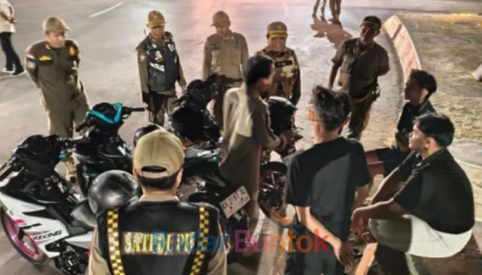 Respons Laporan Masyarakat, Satpol PP Barsel Patroli Malam Cegah Balap Liar dan Knalpot Brong